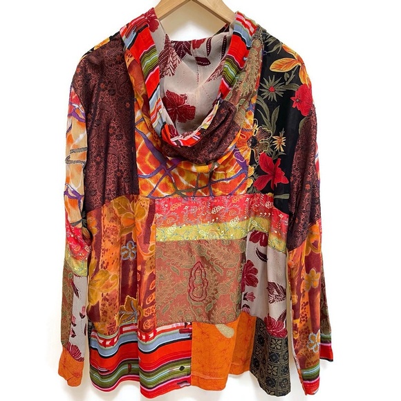 Vintage Patchwork‎ Art-to-Wear Hooded Jacket, Maximalist Chico's Travelers - Picture 4 of 14